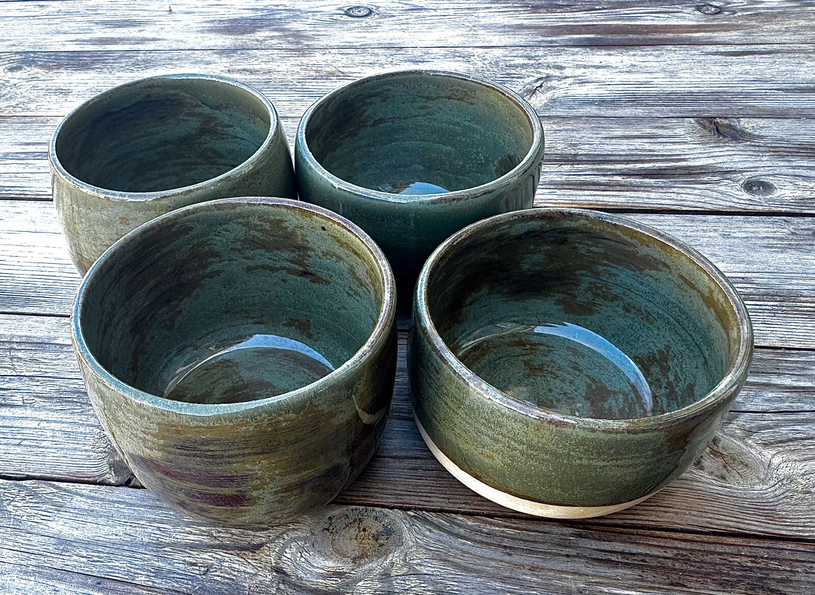 Set de 4 bols en grès, glaçure verte forêt